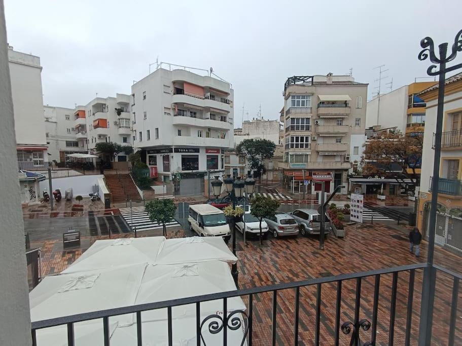 Alegre Apto. En Casco Historico Marbella Esterno foto
